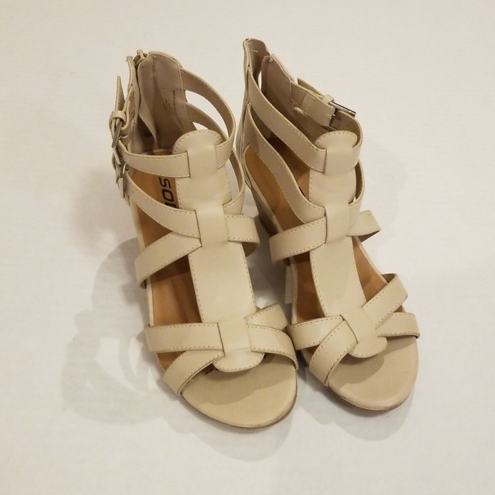 Soda brand wedge sandals